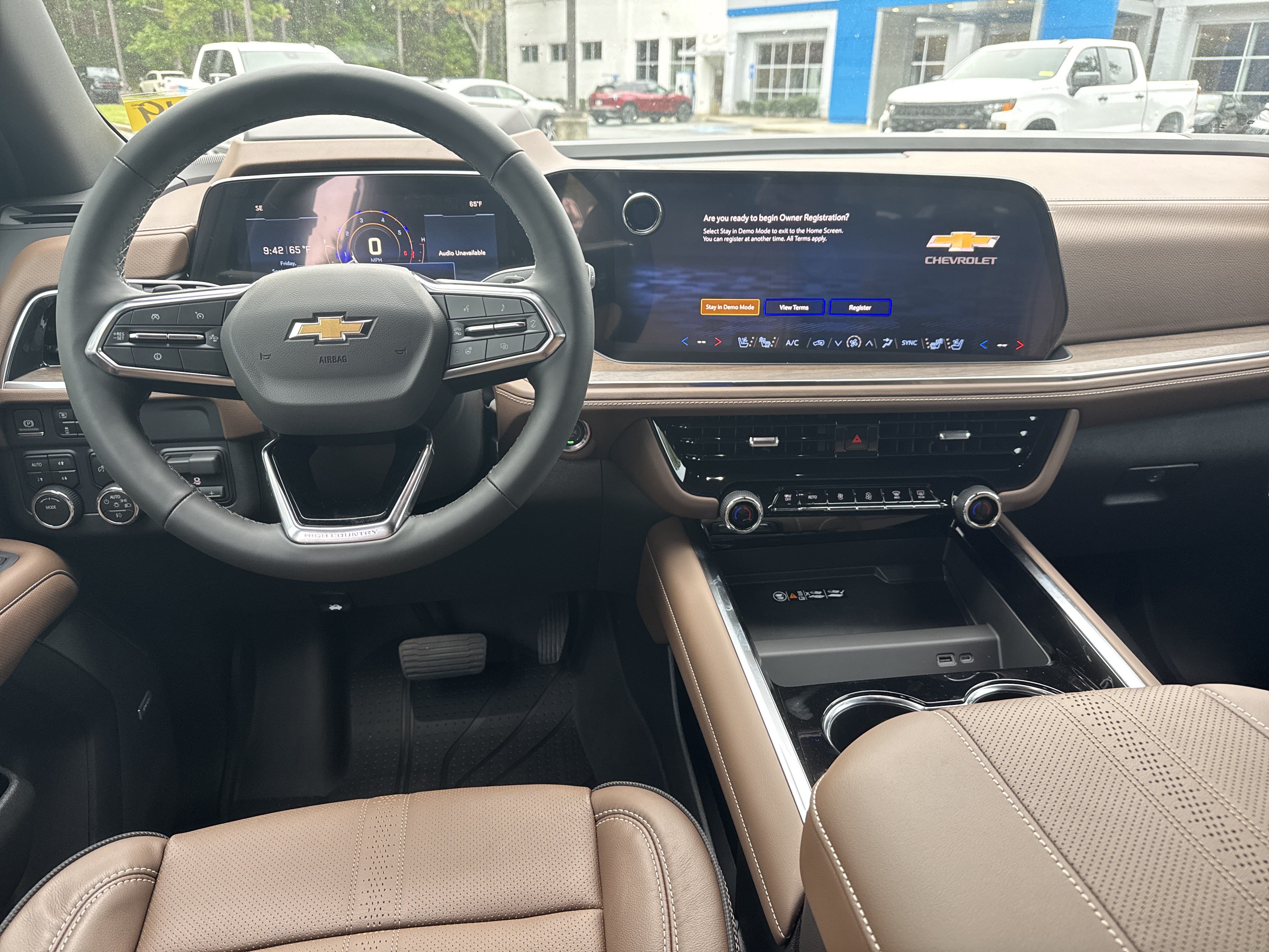 New 2026 Chevrolet Tahoe High Country w/ Sun And Tow Package AWD/4WD image 24