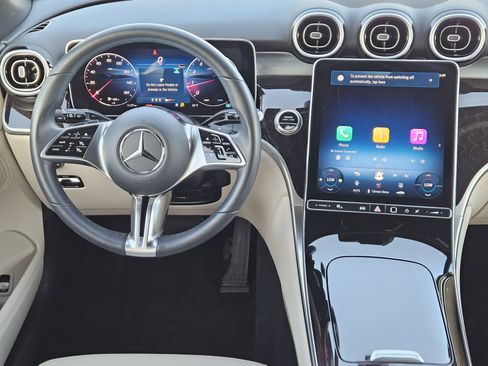 Certified 2025 Mercedes-Benz GLC 300 image 26