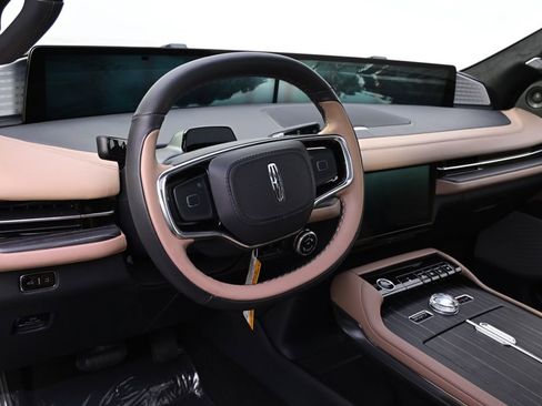 New 2026 Lincoln Navigator Black Label AWD/4WD image 11