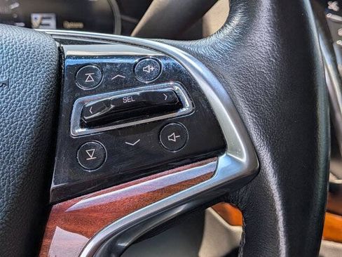 Used 2016 Cadillac Escalade Premium AWD/4WD image 19