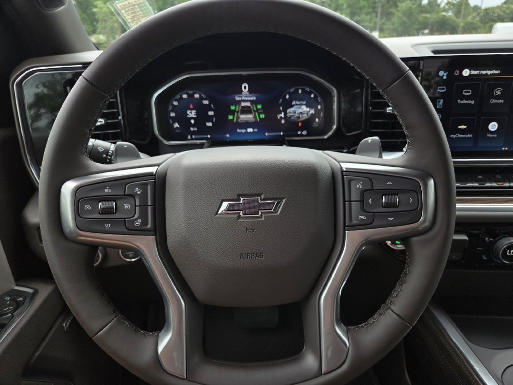 New 2026 Chevrolet Silverado 1500 RST w/ Redline Edition AWD/4WD image 25