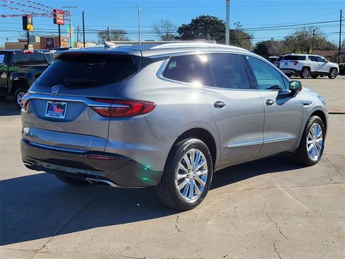 Used 2020 Buick Enclave Essence w/ Sound and Sites Package image 7