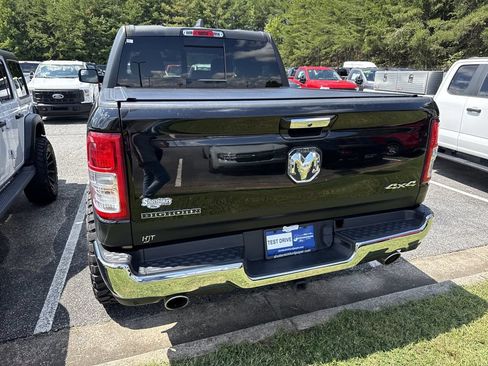 Used 2019 RAM 1500 Big Horn AWD/4WD image 16