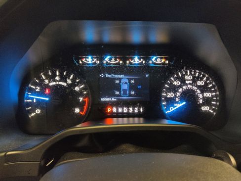 Used 2016 Ford F150 XL w/ Equipment Group 101A Mid RWD image 23
