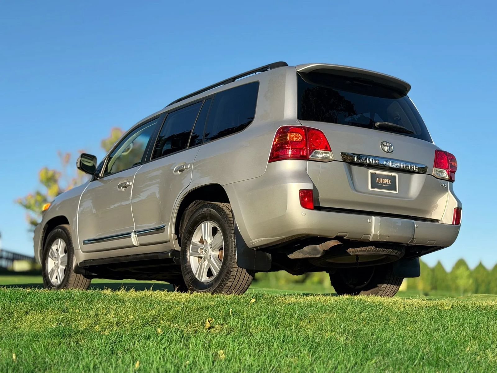 Used 2013 Toyota Land Cruiser AWD/4WD image 50