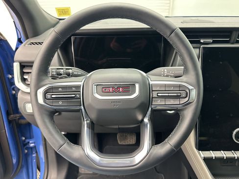 Certified 2025 GMC Terrain Elevation w/ Elevation Premium Package image 17