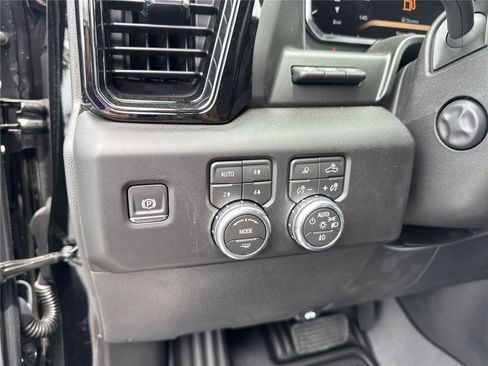 New 2026 GMC Sierra 1500 AT4 w/ AT4 Premium Package AWD/4WD image 20