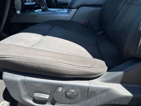 Used 2019 Ford F150 XLT w/ Equipment Group 302A Luxury AWD/4WD image 13