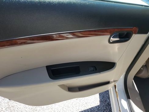 Used 2008 Saturn Aura XE w/ Preferred Package FWD image 14
