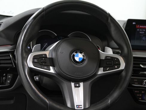 Used 2019 BMW 530i xDrive image 7