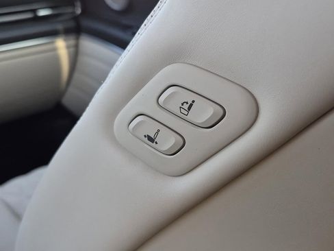 Used 2024 Genesis GV80 3.5T w/ Prestige Package image 19