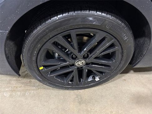 New 2026 Toyota Camry SE image 18