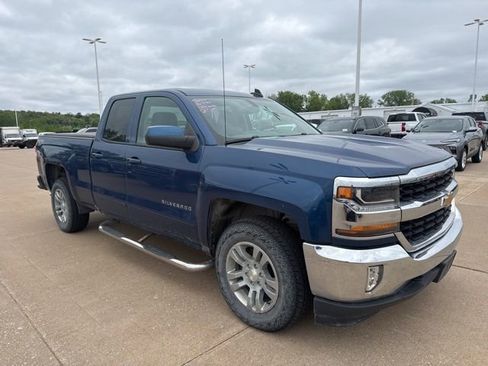 Used 2017 Chevrolet Silverado 1500 LT w/ All Star Edition AWD/4WD image 1