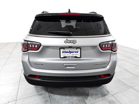 Used 2025 Jeep Compass Limited AWD/4WD image 6