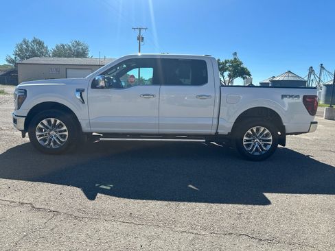 Used 2025 Ford F150 Lariat w/ Equipment Group 501A Mid AWD/4WD image 7
