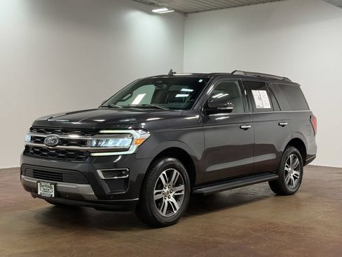 Used 2024 Ford Expedition Limited AWD/4WD image 28