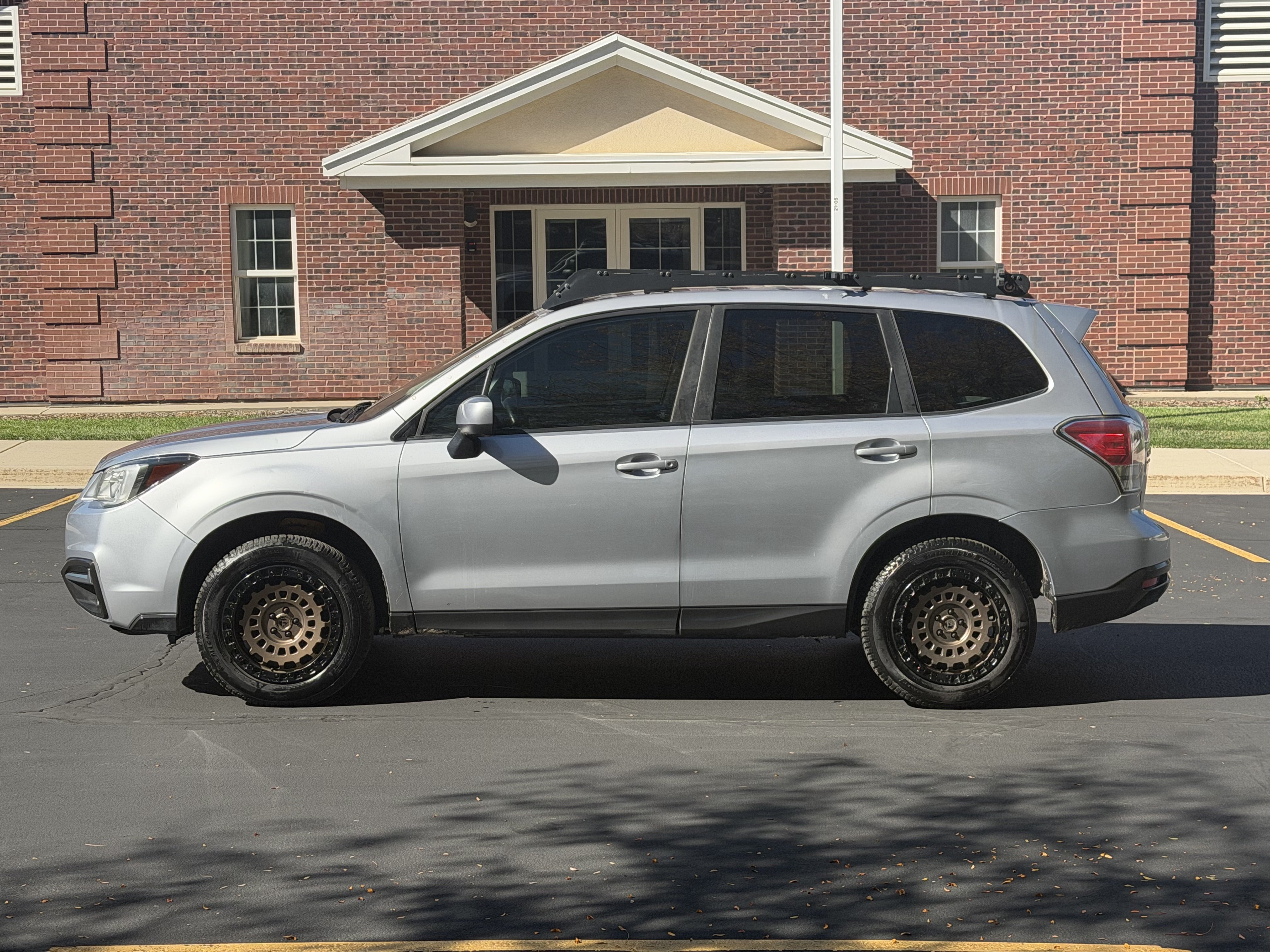 Used 2018 Subaru Forester 2.5i Premium AWD/4WD image 3