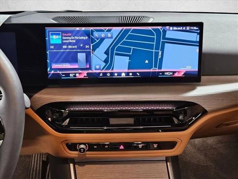 Certified 2025 BMW 330i Sedan w/ Premium Package image 14