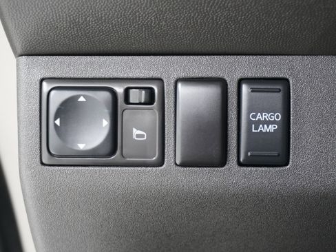 Used 2006 Nissan Frontier SE w/ (P01) Power Pkg image 15