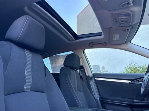 Used 2017 Honda Civic EX image 16