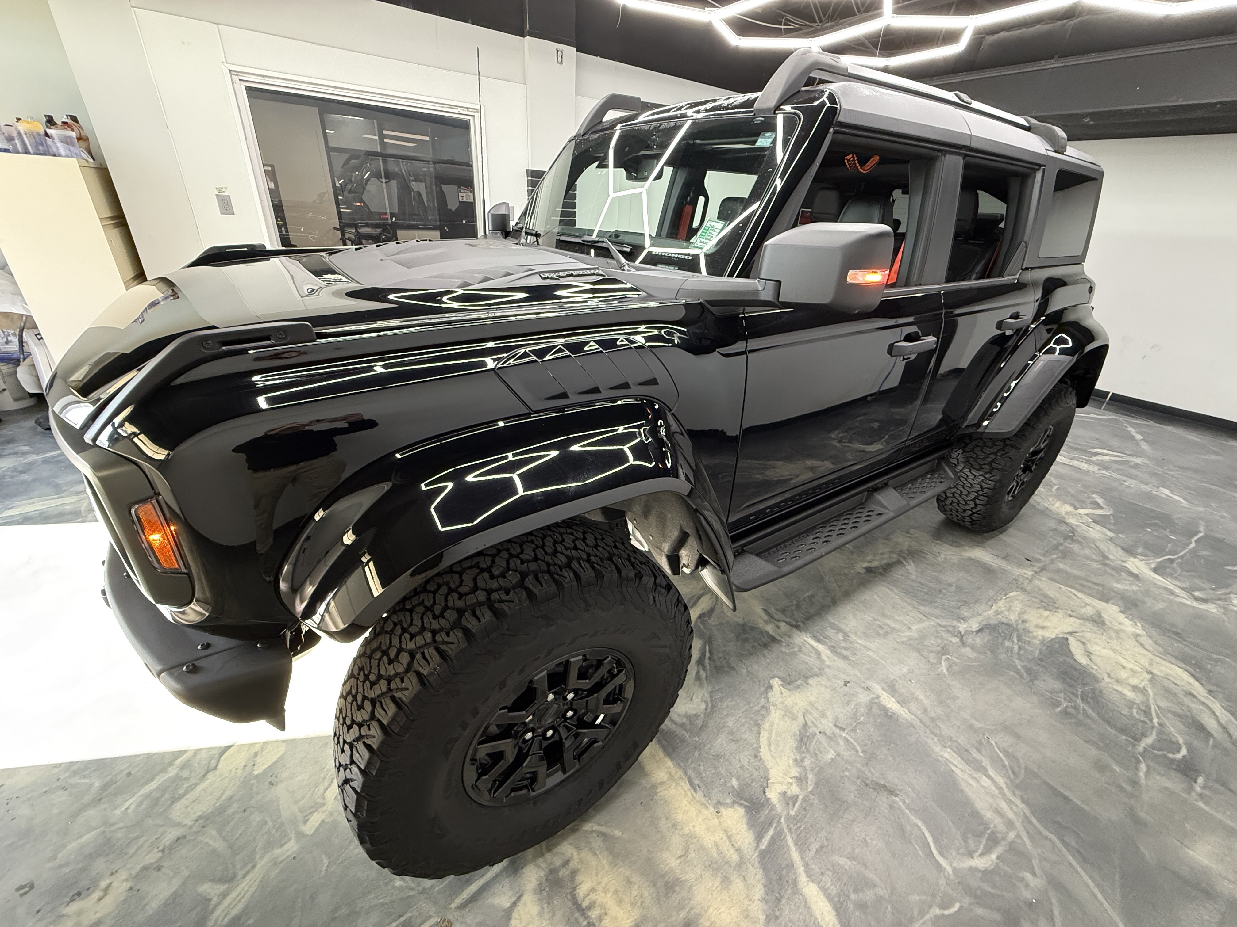 Used 2024 Ford Bronco Raptor w/ Interior Carbon Fibre Pack AWD/4WD image 31