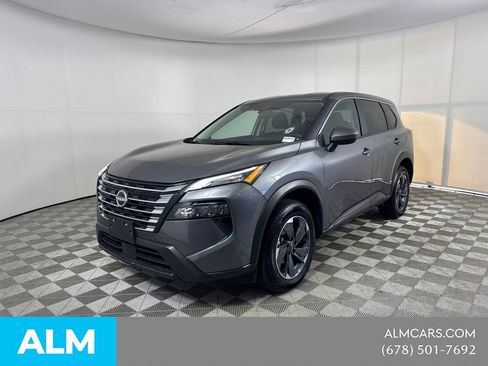 Used 2025 Nissan Rogue SV image 1