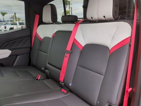 New 2026 GMC Canyon AT4X w/ AT4X AEV Edition AWD/4WD image 25