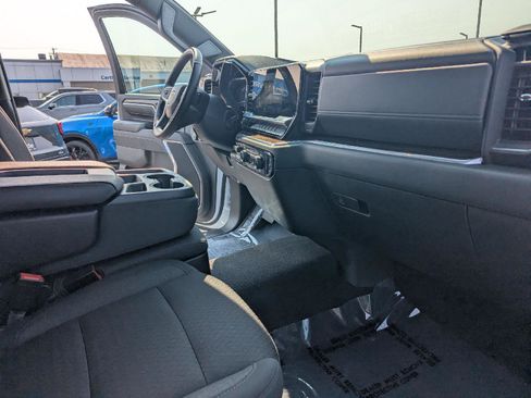 Used 2025 Chevrolet Silverado 2500 LT w/ Convenience Package AWD/4WD image 27