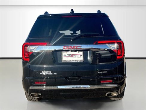 Used 2023 GMC Acadia Denali w/ Black Diamond Edition image 6