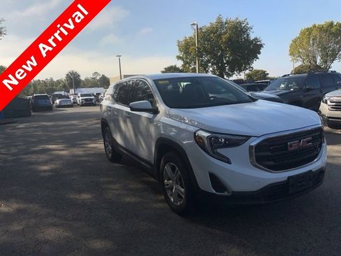 Used 2020 GMC Terrain SLE image 4