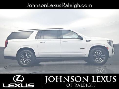 Used 2023 GMC Yukon XL AT4 w/ AT4 Premium Plus Package image 21