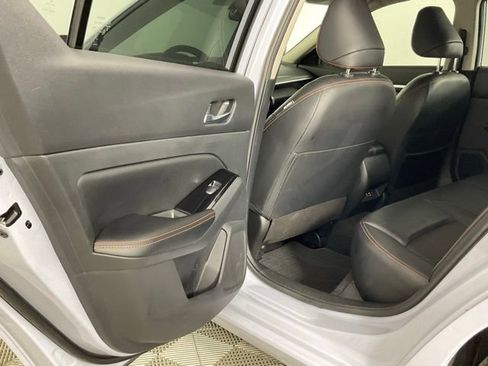 Used 2025 Nissan Altima 2.5 SR FWD image 12