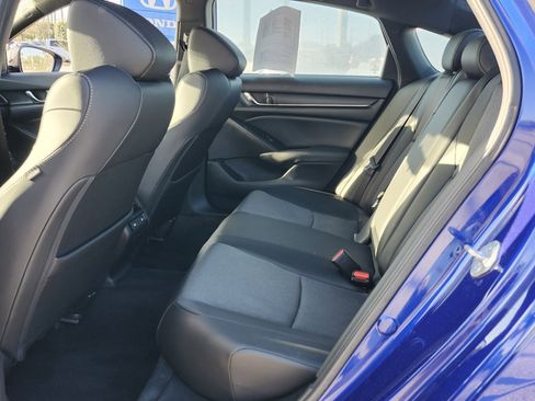 Used 2021 Honda Accord Sport image 15