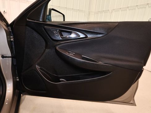 Used 2022 Chevrolet Malibu RS FWD image 19
