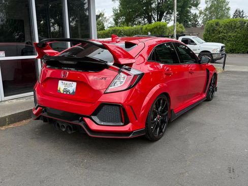 Used 2018 Honda Civic Type R image 4