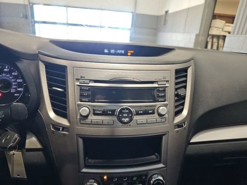 Used 2012 Subaru Outback 2.5i AWD/4WD image 14