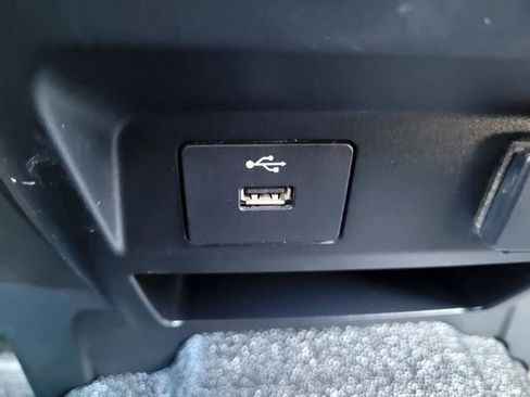 Certified 2021 Ford F250 XL w/ Power Equipment Group image 19