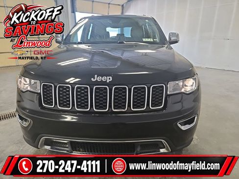 Used 2018 Jeep Grand Cherokee Limited AWD/4WD image 3