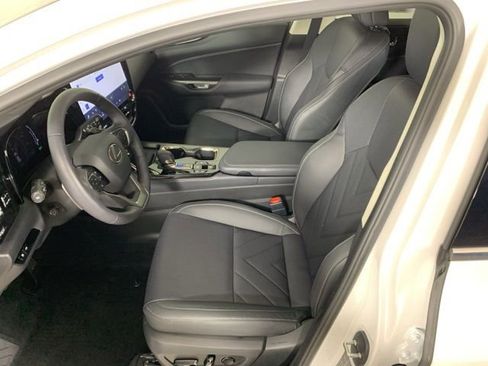 Used 2024 Lexus NX 350h AWD w/ Vision Package image 33