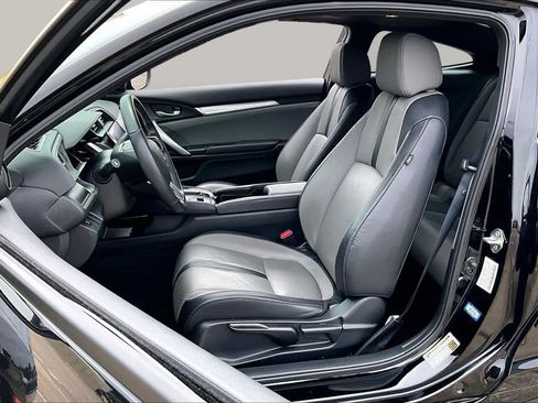 Used 2018 Honda Civic EX-L image 8