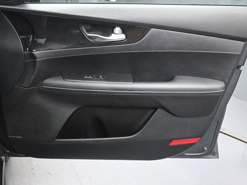 Used 2023 Kia Forte GT-Line w/ GT-Line Premium Package image 27