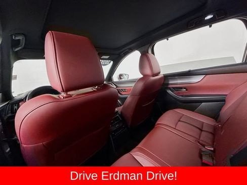Used 2025 MAZDA CX-70 Plug-In Hybrid w/ Premium Plus AWD/4WD image 10