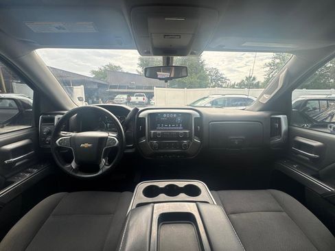 Used 2019 Chevrolet Silverado 1500 LT AWD/4WD image 15