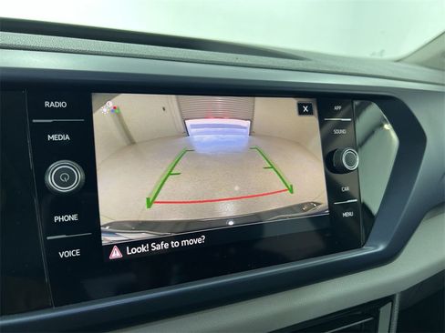 Used 2022 Volkswagen Taos SE image 14