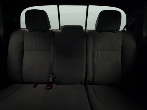 Used 2019 Toyota Tacoma TRD Off-Road w/ Technology Package AWD/4WD image 19