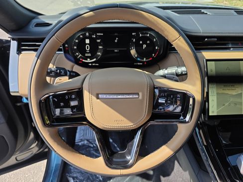 New 2026 Land Rover Range Rover Sport Dynamic SE AWD/4WD image 15
