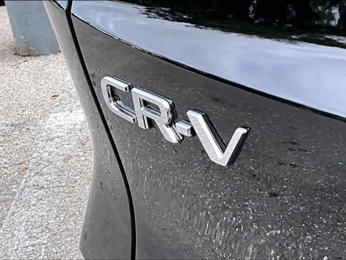 Used 2025 Honda CR-V EX-L image 9