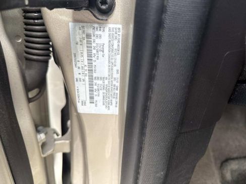 Used 2018 Ford Focus SEL image 19