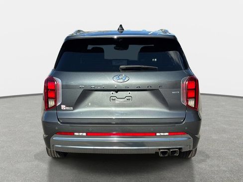 Used 2023 Hyundai Palisade Calligraphy w/ Cargo Package AWD/4WD image 5