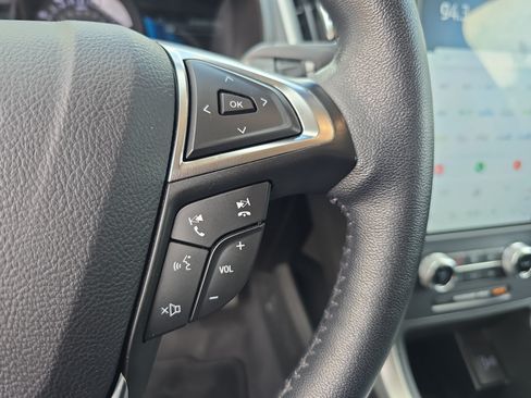 Used 2024 Ford Edge SEL w/ Convenience Package AWD/4WD image 18